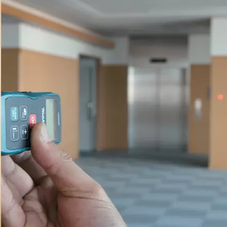 LASERETÄISYYSMITTARI 50M, PINTA-ALAT, EPÄSUORA, MUISTI, ± 2MM - Makita 18 V rungot - LD050P - 2