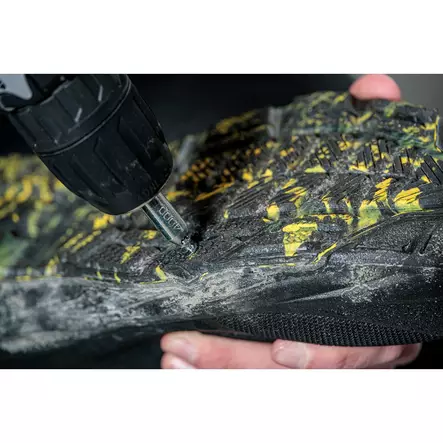 BESTGRIP JÄÄNASTA 6X8,5/2,3 20KPL/PKT - Jäänastat ja -ketjut - BG1000KS - 2